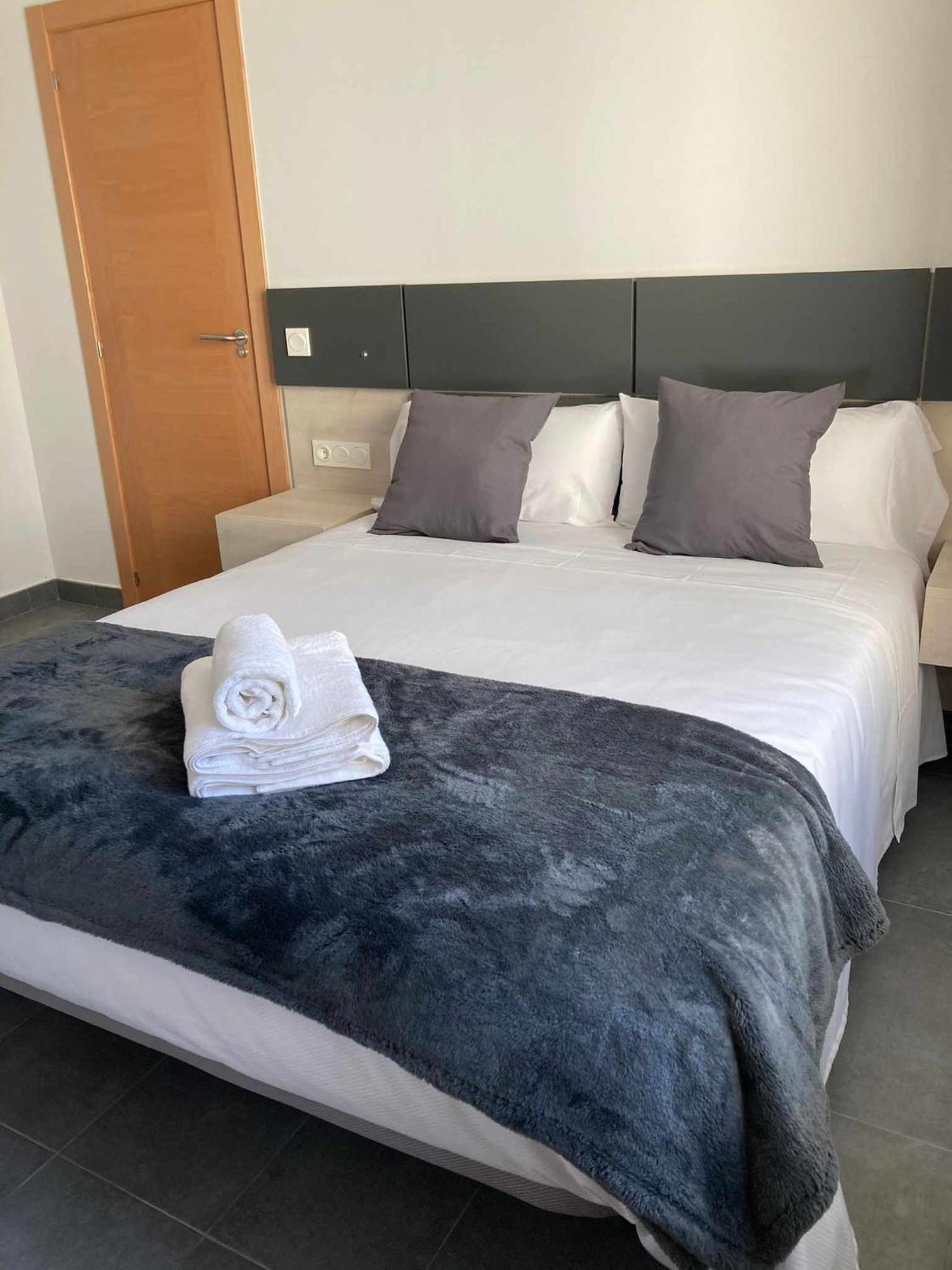 Ramon Y Cajal Suites De Luxe León Exterior foto